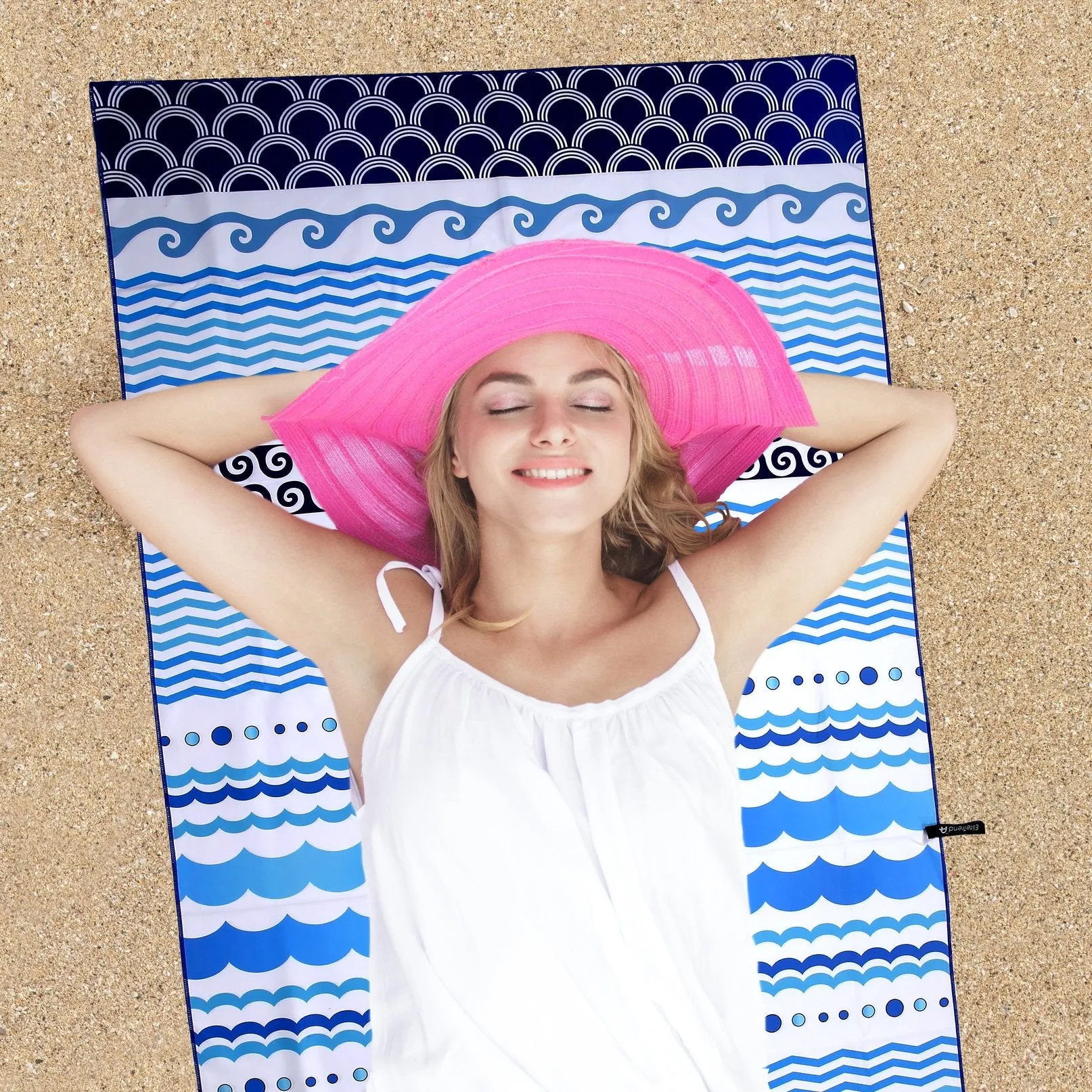 Beach Towel - Waves (78x35 inches)