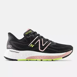 New Balance Women's 880v13 Running Shoes- Black/Pink